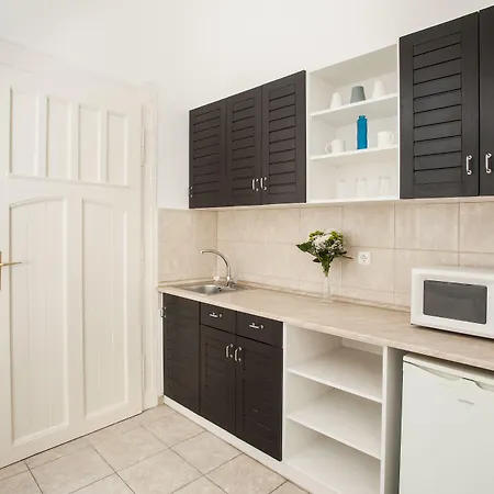 布达佩斯巴罗斯城市酒店 酒店 布达佩斯