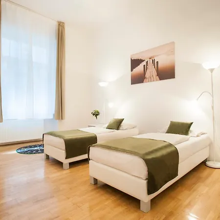 酒店 布达佩斯巴罗斯城市酒店 3*