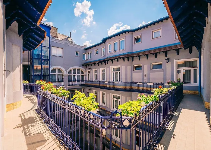 Hotel Baross By Mellow Mood 3*