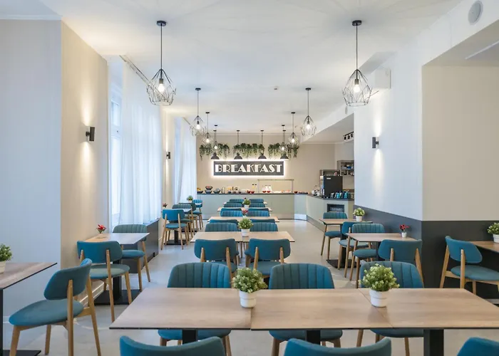 Baross By Mellow Mood 3*