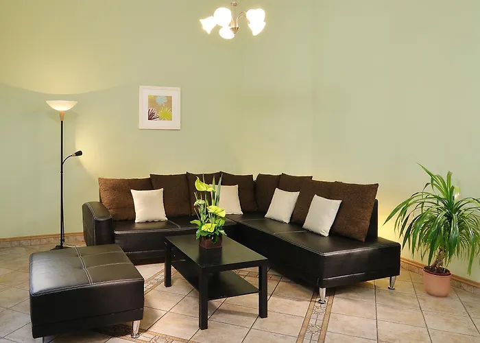 Baross By Mellow Mood 3*